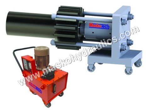 क्राउन पिनियन पुलर