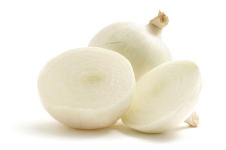 Fresh Cut White Onion - Freshly Harvested, Crisp And Flavorful, Ideal For Gourmet Dishes