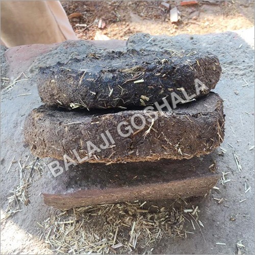 4706 गाय के गोबर की सूखी पट्टियां