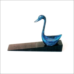 दरवाजे को रोकने वाले उपकरण