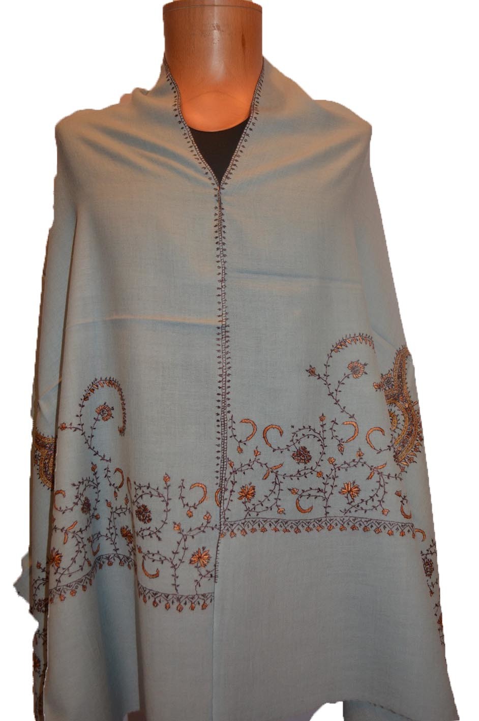 Woolen Sozni Palla Ladies Shawls - Color: Any