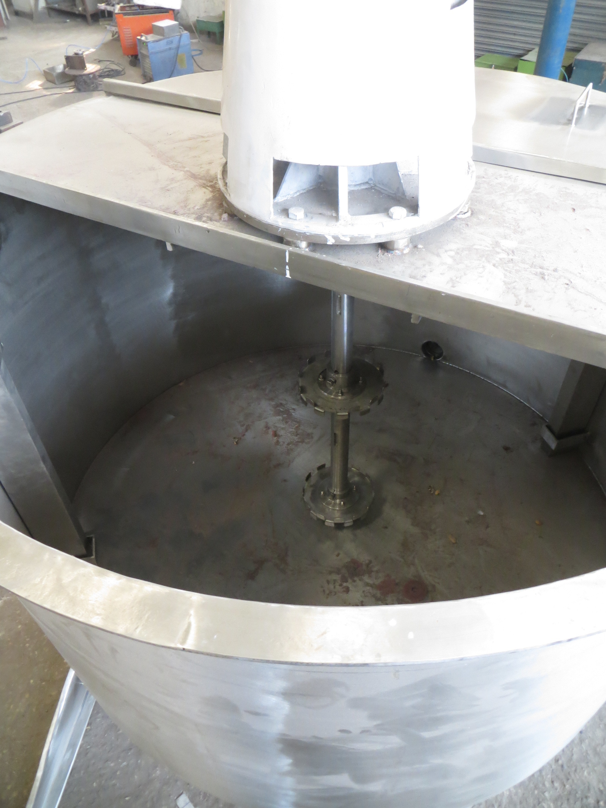 Stainless Steel Chemical Mixing Tank