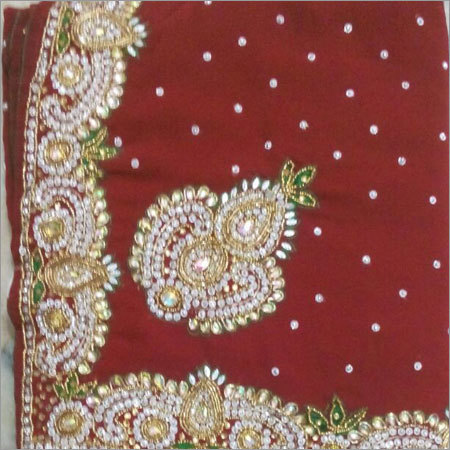 कढ़ाई की साड़ियां