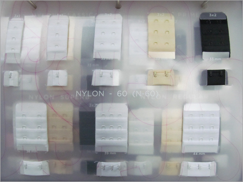 ब्रा के हुक