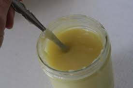 Moisturising Cream With Beeswax