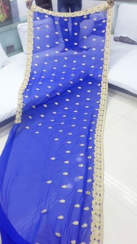 जैक्वार्ड साड़ी