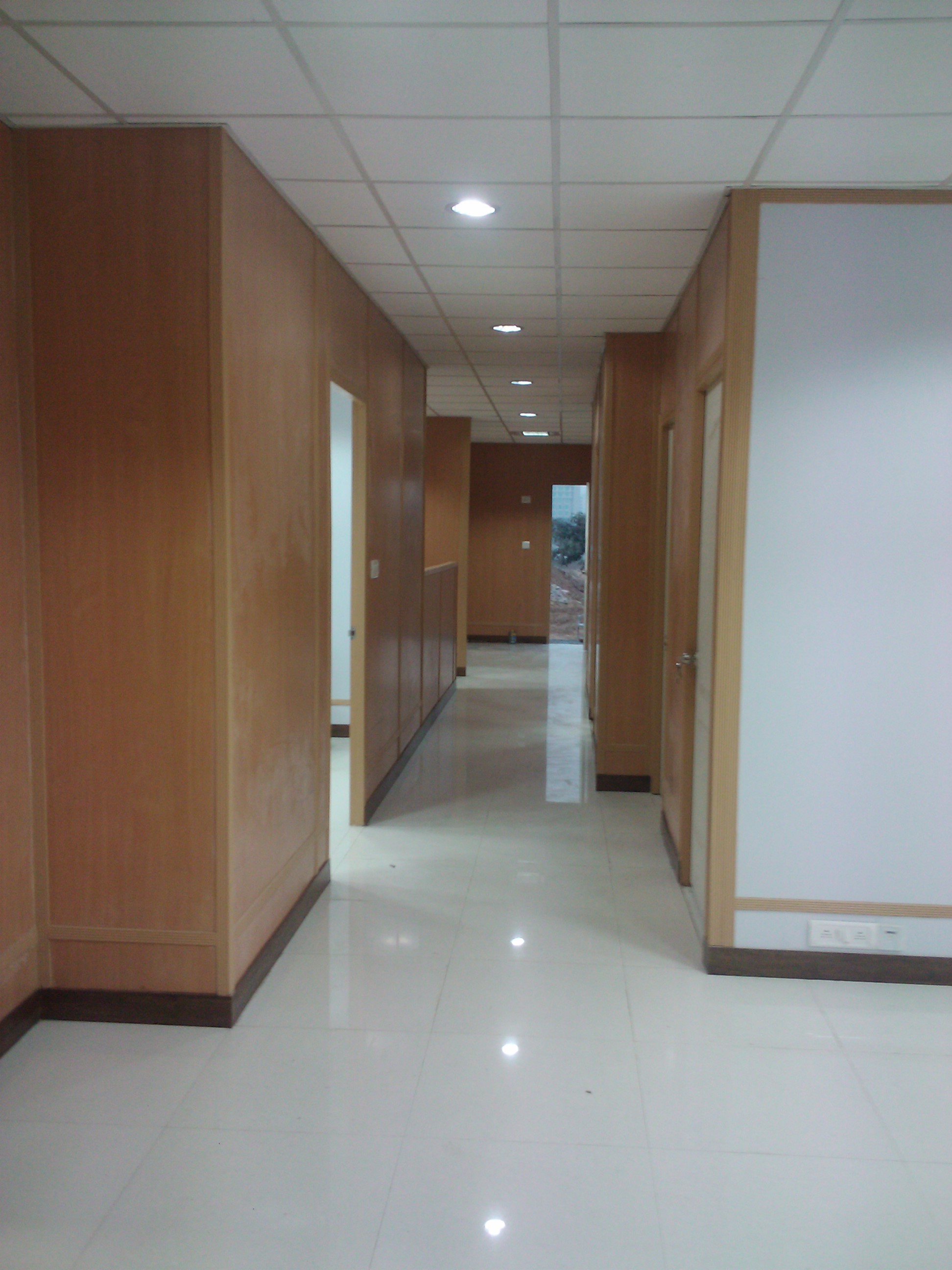 Office Decorator