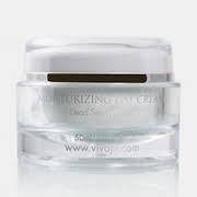 समुद्री खनिजों के साथ मॉइस्चराइजिंग लोशन