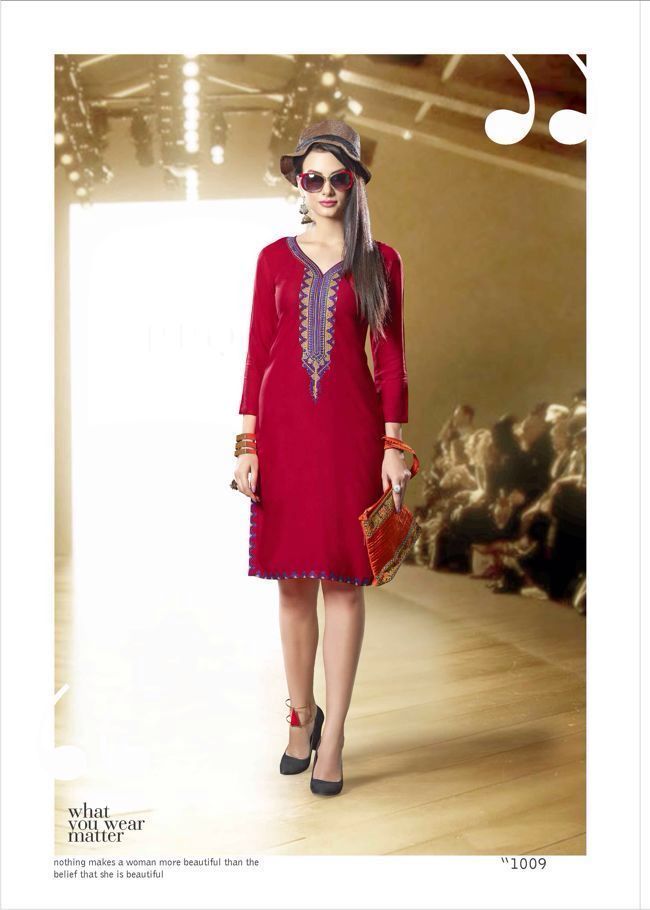 Maroon Show Stopper