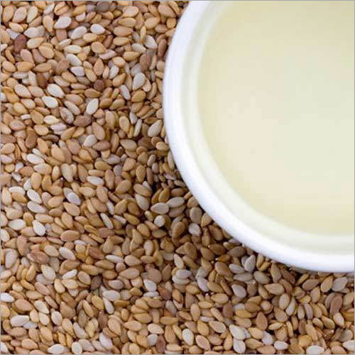 Sesame Oil - 99% Pure Herbal Extract, Fragrant Cooking & Hair Nourishment Oil, Enriched with Vitamin E, Calcium, Magnesium, Phosphorus, Anti-Bacterial Properties for Scalp Health, Enhances Bone Strength, Shelf Life 1-5 Years