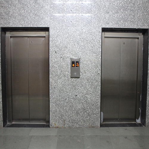 स्टेनलेस स्टील पैसेंजर लिफ्ट