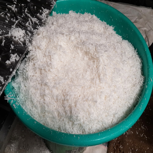 डेसिकेटेड कोकोनट फ्लेक्स