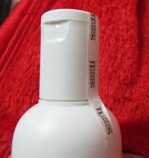Transparent Dandruff Control Shampoo With Jojoba Oil