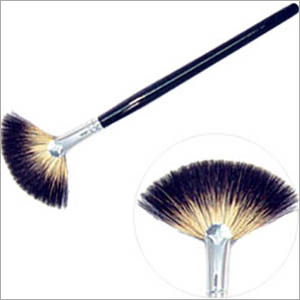 फैन ब्रश