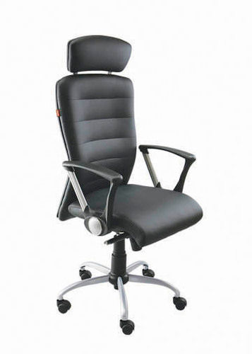 Color :: Black. Manager Chair