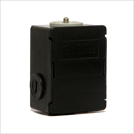 PL Series Pushbutton Switch - Aluminium, 1-12 Inch | IP65 Waterproof, Compact Design, Oil-Tight Housing