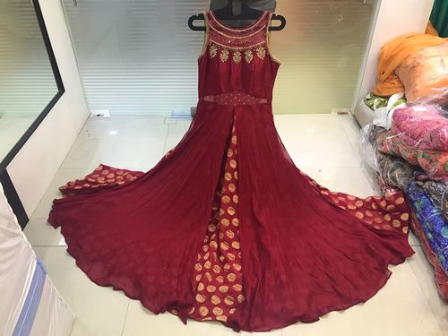 मुद्रित डिजाइनर सलवार सूट