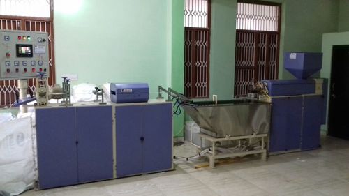 ज़िपर बनाने की मशीन