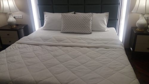 ग्राहक की आवश्यकता के अनुसार डुवेट बेडिंग सेट