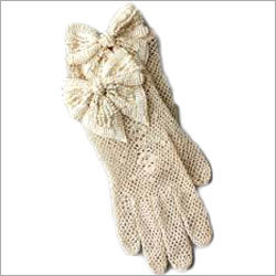 फैंसी बुनाई वाले दस्ताने
