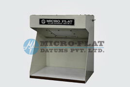 Cast Products Monochromatic Check Light