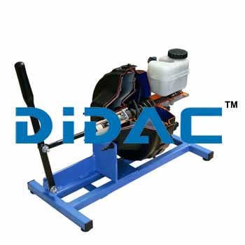 कटअवे एक्टिव ब्रेक बूस्टर और मास्टर सिलिंडर