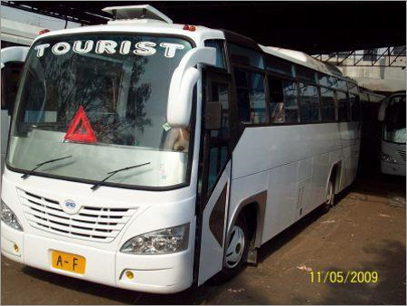 लक्जरी एसी बस निर्माण