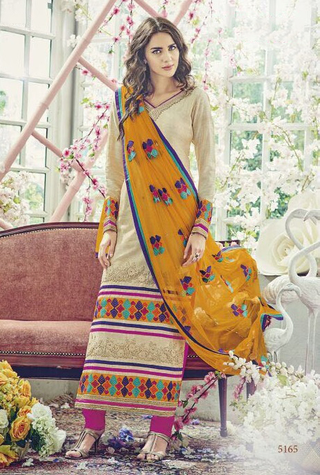 Embroidered Salwar Akmeez Neck Designs Catalogue