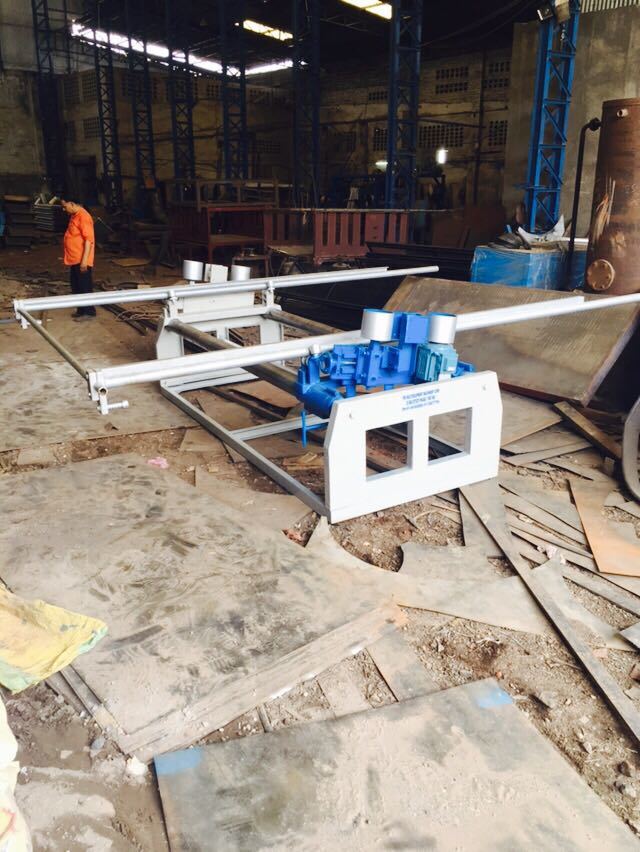 Side Sanding Machine - Color: White And Blue