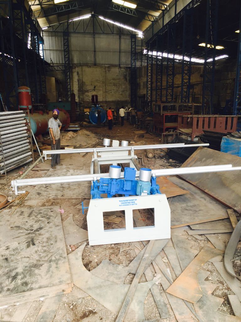 Side Sanding Machine - Color: White And Blue