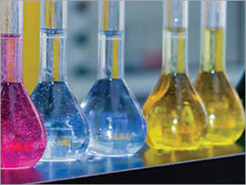 बरामद सॉल्वेंट्स