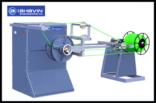 Rope coiling machine