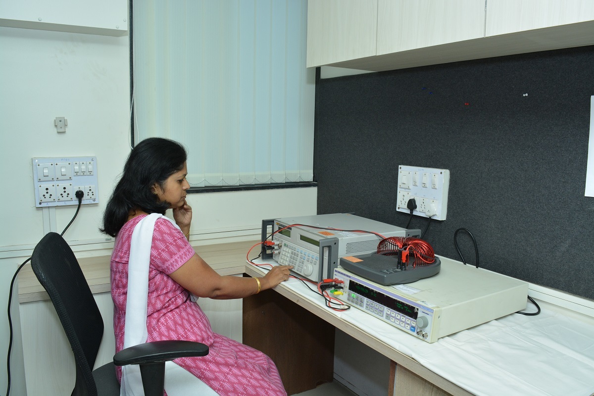 Master Instruments Services