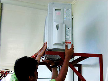 स्प्लिट एसी स्टैंड सेवाएं