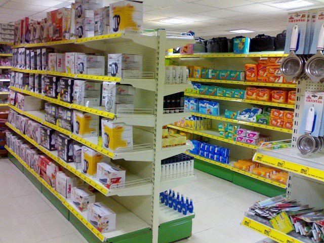 Display Rack Capacity: 1500-2000 Kg/day