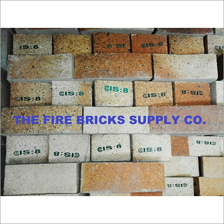 IS 8 Circle Bricks - Premium Quality Clay, 9" X 7" X 7.5" X 3" Size, Strength: Service Temperature 1400°C, High Durability and Precision Manufacturing