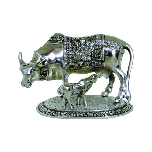 Hand Made Kamdhenu Cow And Calf Dimension(l*w*h): 9*5*7 Inch (In)