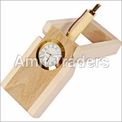 Wooden Pen Stand