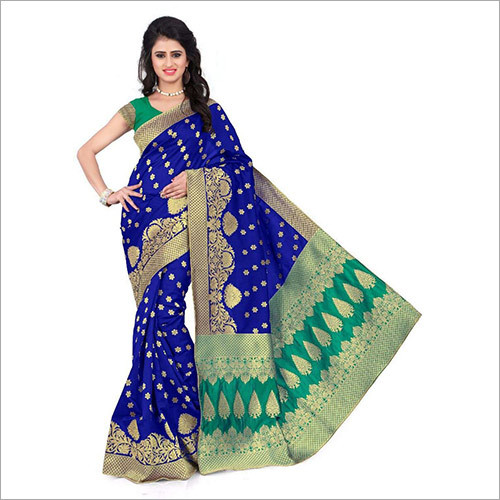 डिजाइनर स्काउट साड़ी