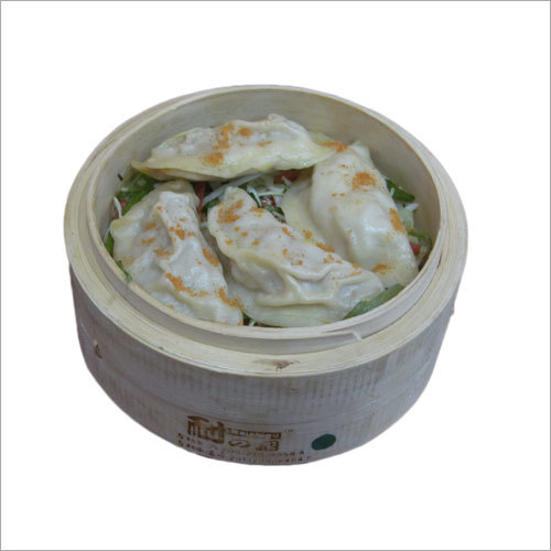 गर्म चिकन मोमोज़