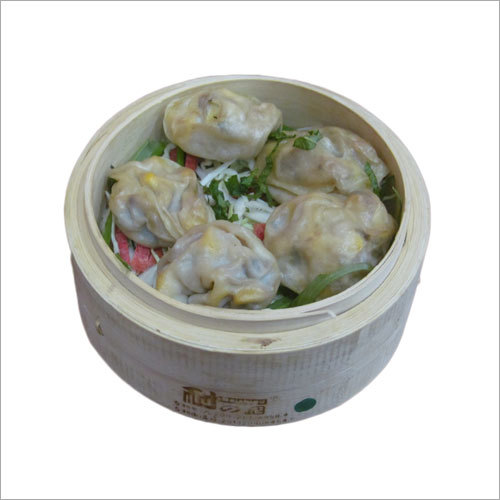 खट्टे मकई मोमोज़