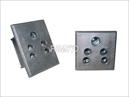 यूपीएस सॉकेट