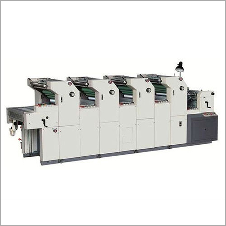 चार रंगों वाली गैर-बुनी बैग प्रिंटिंग मशीन