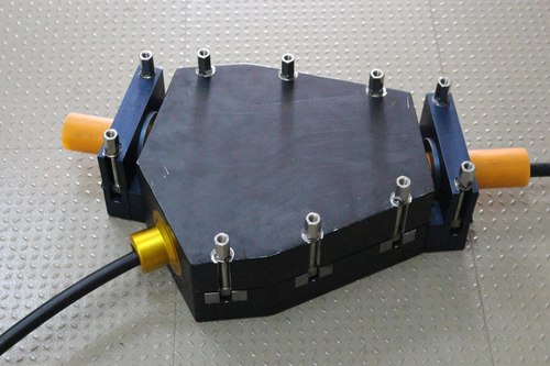 Black Y Split Coupler