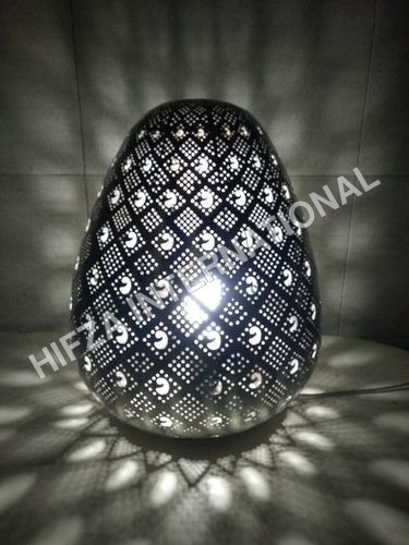 टेबल लैंप