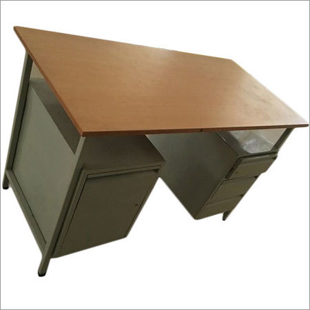 कार्यालय मेज