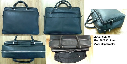 ब्लैक मैसेंजर बैग