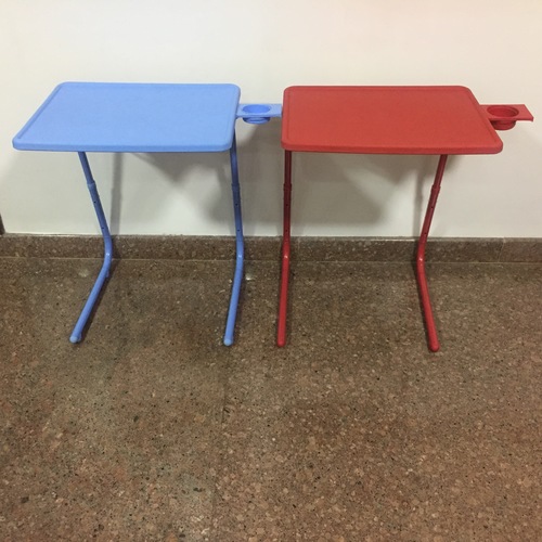 रंगीन टेबल मेट