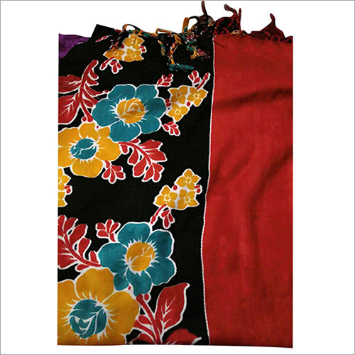 ब्लैक प्रिंटेड स्टोल