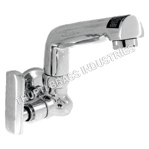 ब्रास स्वान नेक पिलर कॉक स्विंगिंग स्पाउट के साथ